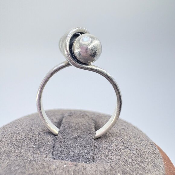 VTG Solid Sterling Silver 925 Wrapped Bead Design Bypass Ring Size 6.25 - Picture 3 of 8